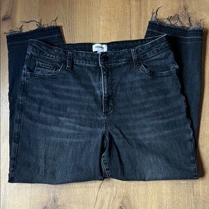 Sonoma Women’s Black Straight Cropped Jeans